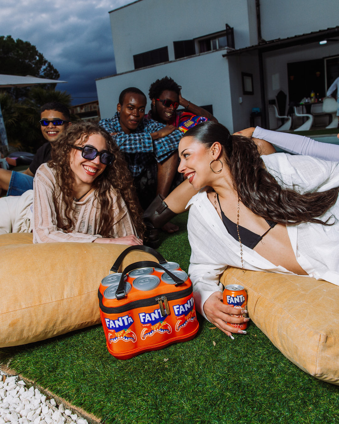 FANTA SIX-PACK-TASTIC BAG